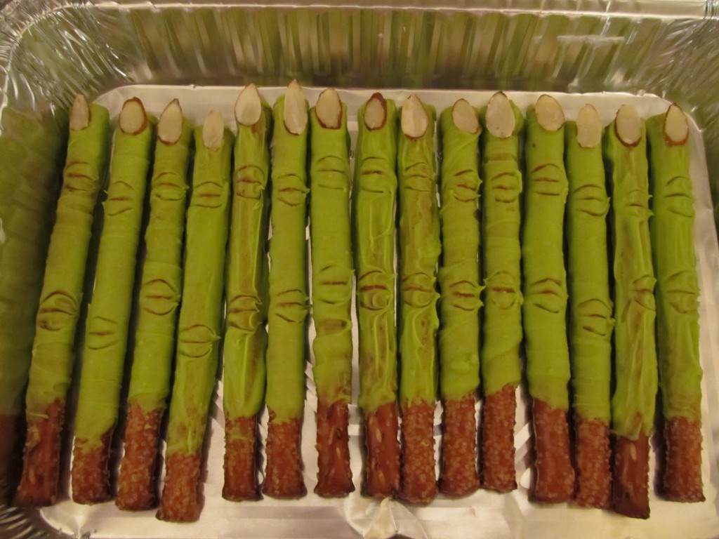 halloween-witch-fingers-halloween-food-1024x768.jpg